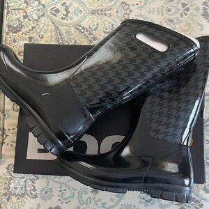 BOGS Rain boots size 7